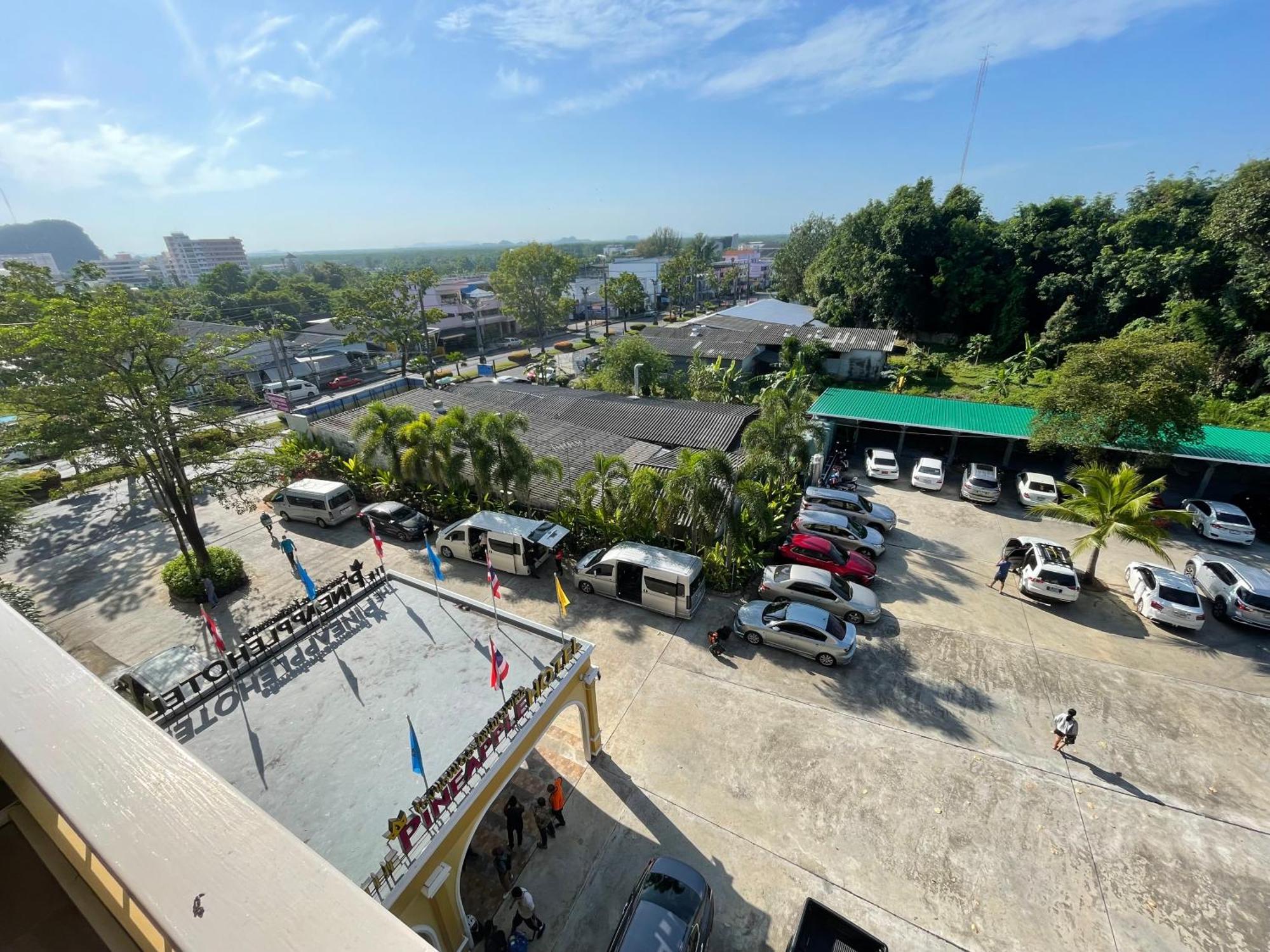 The Pineapple Hotel Krabi town Exteriér fotografie